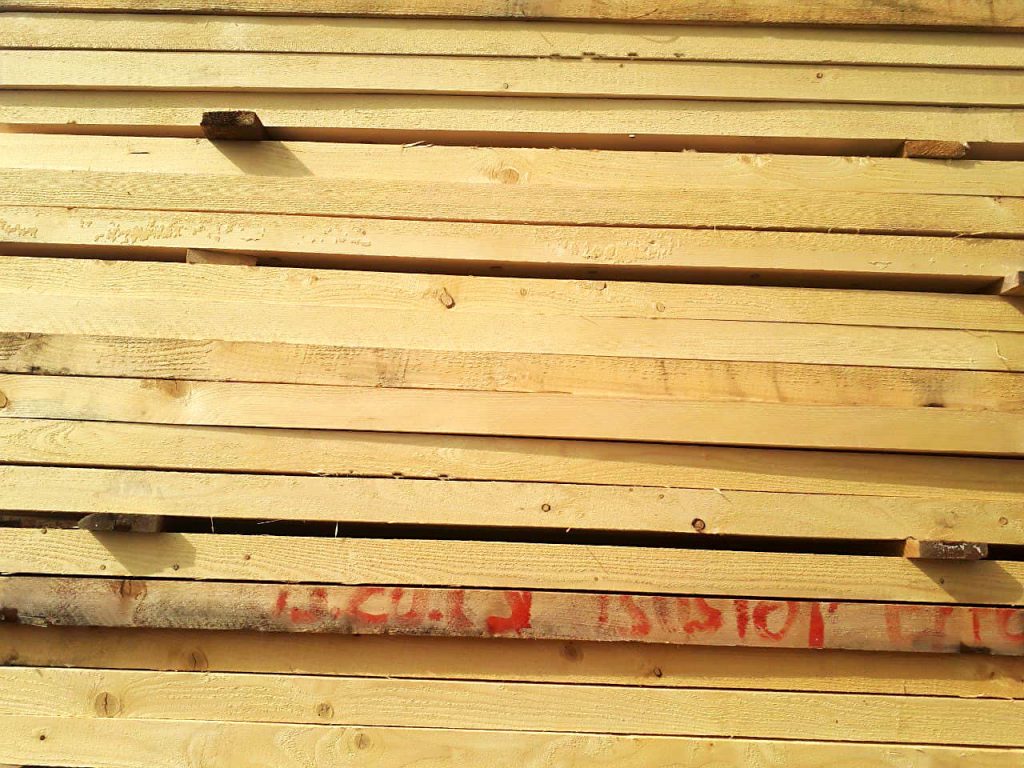 قیمت چوب چهار تراش